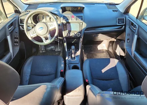 2018 Subaru Forester 2.5I Premium z USA, uszkodzony, nr VIN JF2SJAECXJH452346